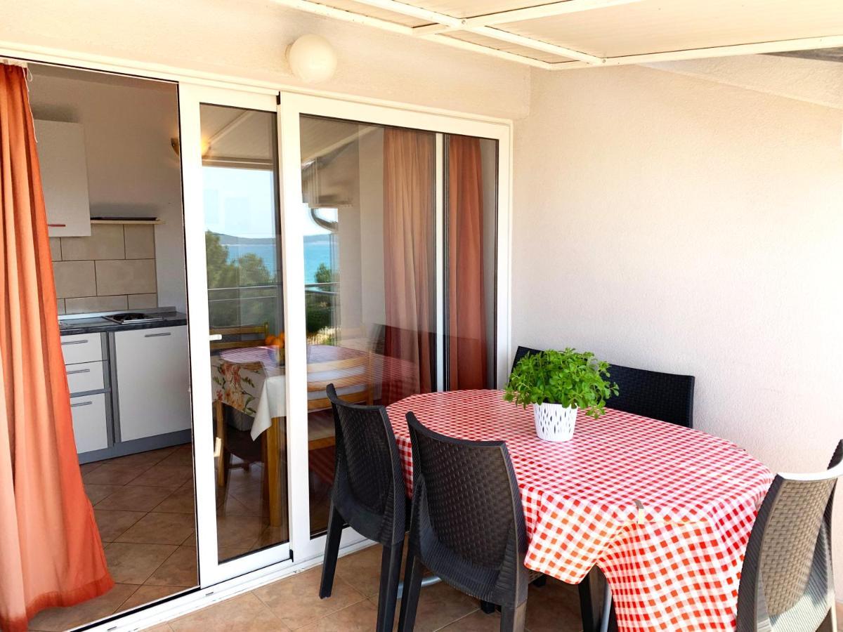 Apartmani Kardum Brodarica Exterior photo